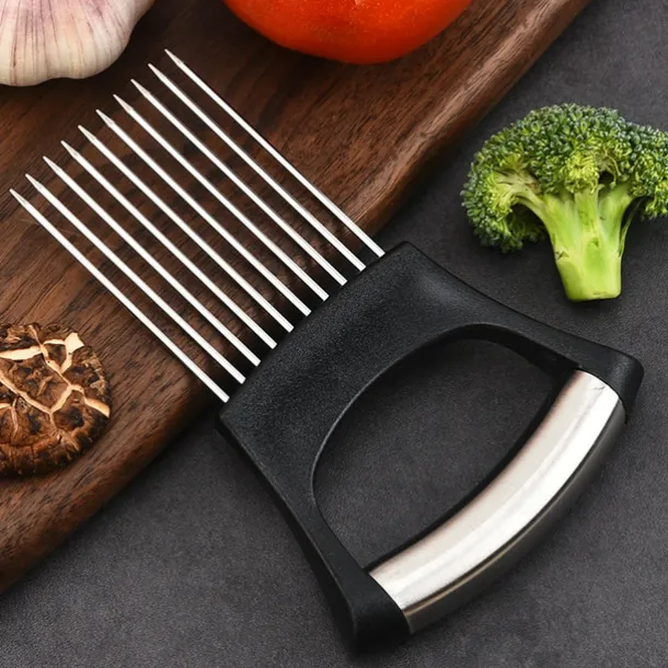 Onion Holder for Slicing, 1PCS Finger Guards for Cutting Food, Stainless Steel Onion Slicer Holder, Asanta Onion Fork Fruit and Vegetables Tools for Onion, Tomato, Potato, Carrots, Lemon, Meat