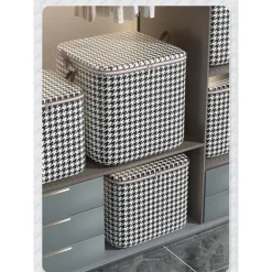 1pc Clothes Storage Bag, Houndstooth Pattern Foldable Fabric Storage Bag, Large Capacity Waterproof Moisture-proof Cotton Quilt Storage Bag, Home Organization And Storage