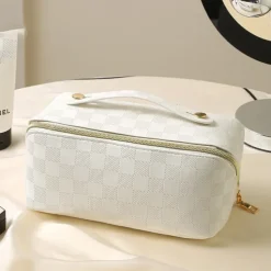 1pc Makeup Bag Portable PU Leather Pillow Makeup Bag High Beauty Travel Hand Wash Bag Cosmetic Storage Bag