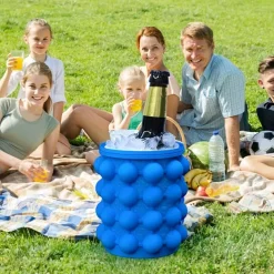 1pc, Plastic Ice Bucket, Quick Cold Preservation Ice Maker, Ice Making Wine Containers, Size Ice Bucket Circular Ice Maker, Commercial Ice Maker, Summer Essential