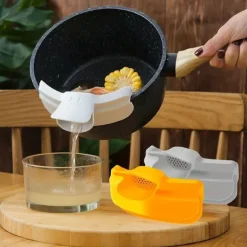 1pc Silicone Pot Side Drainage Guide Nozzle: Keep Your Kitchen Clean with This Duckbill Splash-Proof Strainer