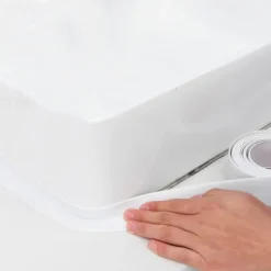 2PCS Caulk Strip Tape PVC Self-Adhesive Decorative Sealing Tape Used for Kitchen Sink Toilet Bathroom Bathtub Floor Wall Edge 0.87''*10.5ft/2.2*320cm