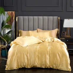 3pcs Cooling Quilt Cover Set Cooling Bedsheet Luxury Silky Satin Bedding Set with Multiple Colors Solid Color Soft Quilt Cover Set 1 Duvet cover 2 Pillowcases