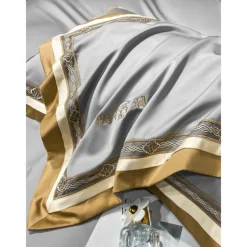 4PCS Duvet Cover Bedding Set 100% Organic Cotton Soft and Breathable Fabric Includes Duvet Cover and Pillowcases for a Comfortable Sleep