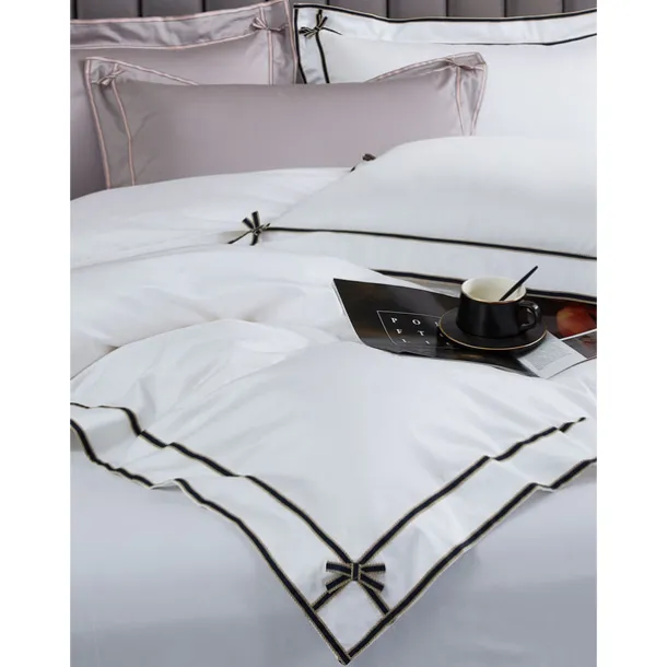 4PCS Duvet Cover Bedding Set 100% Organic Cotton Soft and Breathable Fabric Includes Duvet Cover and Pillowcases for a Comfortable Sleep