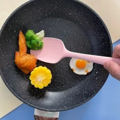 6pcs, Large and Small Silicone Spatulas, Oil Brush, and Long Macaron Spatula - Essential Baking Supplies for Cakes, Cheese, and More