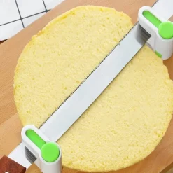 2pcs 5-Layer Bread Slicer and Cake Cutter - Creative Kitchen Tool for Effortless Slicing and Cutting - 1.96 x 1.77 Inches