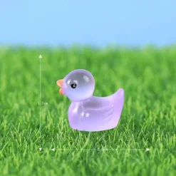 30pcs Mini Luminous Ducks Cute Resin Ducks Glow In The Dark Miniature Ornament Tiny Ducks For DIY Garden Dollhouse