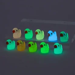 30pcs Mini Luminous Ducks Cute Resin Ducks Glow In The Dark Miniature Ornament Tiny Ducks For DIY Garden Dollhouse
