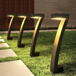 2pcs Outdoor Solar Landerscape Lighting Pathway Light Flame Shaped Lawn Light Outdoor Garden Lights for Patio Villa Park Lawn Walkway Waterproof Lighting Atmosphere Landscape Decor Light