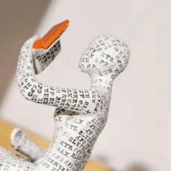 2pcs Pulp Woman Reading Bookshelf Decor,Reading Woman Figurine,Resin Statue Thinker Style,Abstract Sculptures Figurines for Home Decor Modern Office Shelf Desktop