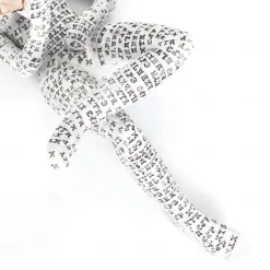 2pcs Pulp Woman Reading Bookshelf Decor,Reading Woman Figurine,Resin Statue Thinker Style,Abstract Sculptures Figurines for Home Decor Modern Office Shelf Desktop