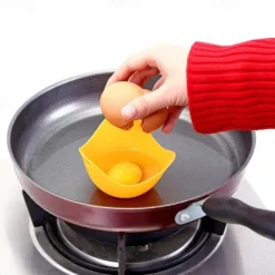 4pcs Set Silicone Egg Poacher Cook Poach Pods Pan Mould Kitchen Tool Baking Poached Cup
