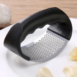 2PCS Stainless Steel Circular Garlic Press Kitchen Manual Garlic Masher Household Small Garlic Masher Garlic Ginger Sauce Garlic Masher