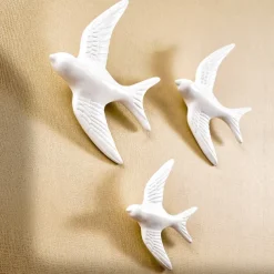 3pcs/set Modern White Flying Bird Wall Decor, Resin 3D Swallow Wall Hanging, Minimalist Home and Hotel Indoor Decoration