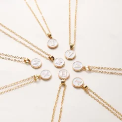 Personalized Letter Necklace Custom Best Gift for Mom - Meaningful Jewelry for Mother's Day, Women's Day, Valentine's Day, Christmas, Anniversary, Birthday