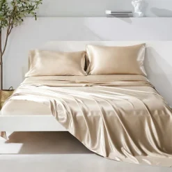 4-Piece Bed Sheets Set Deep Pocket Luxury Silk Satin Cooling Soft Plain Includes 1 Flat Sheet 1 Fitted Sheet 2 Pillowcase Suit