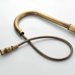 Pull Out Kitchen Faucet Sink Mixer with Sprayer, Antique 360° Swivel Single Handle One Hole Pull Down Kitchen Vessel Tap Deck Mounted, with Hot and Cold Water Hose