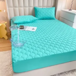 Queen Full King Protective Bed Cover Waterproof Mattress Protector Quilted Fitted Mattress Pad Bed Protector Elastic Band Suitable for All Seasons,Embossed Design,360°Coverage,Deep Pocket