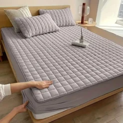 Queen Full King Protective Bed Cover Waterproof Mattress Protector Quilted Fitted Mattress Pad Bed Protector Protective Mattress Cover Soft Comfortable