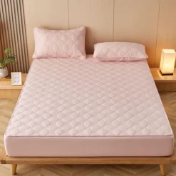 Queen Full King Protective Bed Cover Waterproof Mattress Protector Quilted Fitted Sheet Mattress Pad 360°All-Package Bed Protector Mattress Cover Anti-Slip Breathable Cool Skin-Friendly