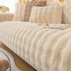 Rabbit Plush Mesh Red Sofa Cushion, Winter Thickened Plush Cushion, Non Slip Leather Sofa Cover, Cloth Towel