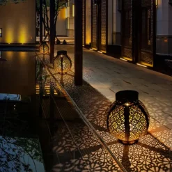 Ramadan Eid Lights Solar Lights Outdoor Hanging Solar Vintage Garden Lamp Retro Lanterns Hollow Solar Lights With Handle For Yard Tree Fence Patio Landscape Garland Lighting