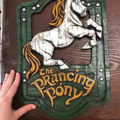 Resin Crafts Lord of The Rings The Prancing Pony and The Green Dragon Pub Signs Set Handmade Bar Style Sign Pub Home Office Garden Decorative Sign