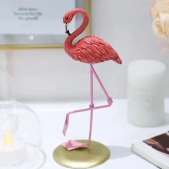 Resin Flamingo Ornaments Flamingo Statue Bird Figurine Animal Sculpture Tabletop Decoration for Home Garden Table Decor