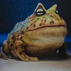 Resin Frog Statue - Versatile Indoor/Outdoor Decor for Garden, Window Sill & Desktop Display - Perfect for Halloween, Christmas, Thanksgiving