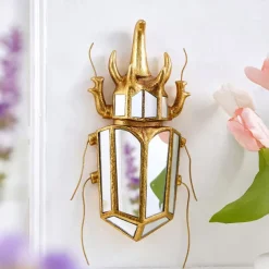 Resin Gold and Silver Stag Beetle Sculpture, Home Decor Craft, Wall Hanging with Mirror Inlaid Surface, Unique Design for Insect Lovers, Collectible Item for Family Parties and Insect Exhibits