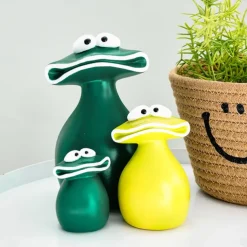 Resin Sculpture of Three Frogs - Sad Big Mouth Frog Statue Decoration, Resin Frog Animal Decoration for Garden and Home.