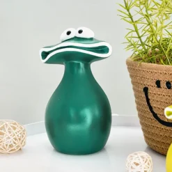 Resin Sculpture of Three Frogs - Sad Big Mouth Frog Statue Decoration, Resin Frog Animal Decoration for Garden and Home.