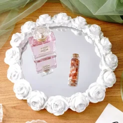 Rose Wreath Mirror Tray – Vintage Resin Decorative Tray with High-Definition Glass Mirror, Elegant Floral Design for Makeup Storage, Jewelry Display, Photography Prop, and Vanity Table Decor
