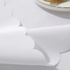 Round Fall Thanksgiving Tablecloth Pumpkin Decorative Holiday Table Cloth Seasonal Dining-Table Cover, Waterproof and Washable Table Cover for Party Kitchen Dining Room Indoor