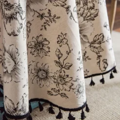 Round Tablecloths Elegant and Durable Table Covers Perfect for Dining and Kitchen Tables Ideal for Everyday Use or Special Occasions