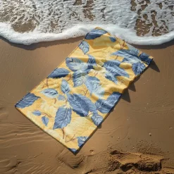 Sandproof Beach Towel Soft Cover Blanket Tropical Pug Large 3D Print Pattern Towel Bath Towel Beach Sheet Blanket Classic 100% Micro Fiber Comfy Blankets