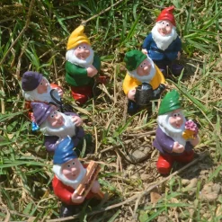 Set of Seven Dwarf Figurines - Home and Garden Décor, Perfect for Pot Decoration, Resin Craftsmanship Collection