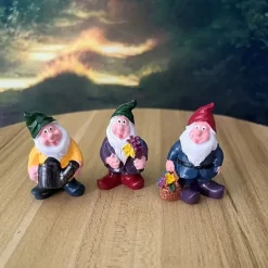 Set of Seven Dwarf Figurines - Home and Garden Décor, Perfect for Pot Decoration, Resin Craftsmanship Collection