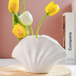 Shell-Shaped Decorative Vase, Resin Material, Solid Color Home Tabletop Decor, Flower Vase for Floral Hydroponics and Table Decoration