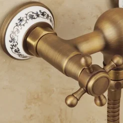 Shower Faucet Set - Handshower Included pullout Waterfall Vintage Style / Country Antique Brass Mount Outside Ceramic Valve Bath Shower Mixer Taps