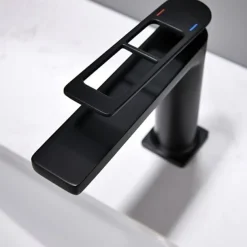 Single Handle Bathroom Faucet, Painted Finishes/Electroplated/Chrome One Hole Centerset, Brass Bathroom Sink Faucet with Hollow Handle