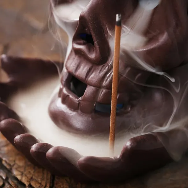Skull Incense Burner Holder, Reflux Cascade, Ceramic, LED, Unique, Incense Burner, Skull Burner for Halloween, Aromatherapy, Yoga, Home Decor
