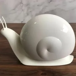 Snail Shape Soap Liquid Dispenser Press Style Countertop Lotion Dispenser Pump Bottle For Bathroom Accessories