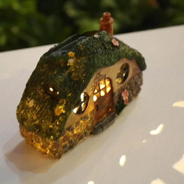 Solar Garden Statue Lights Fairy Garden Shed Resin Decorative Lights for Yards, Lawns, Yard Art Decorations, Housewarming Gifts