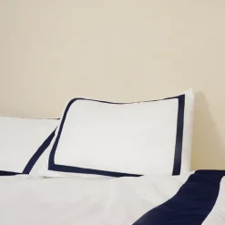 Splicing Duvet Cover Set Patchwork Quilt Design Soft and Stylish Bedding Set Includes Duvet Cover and Pillowcases Perfect for Adding a Unique Touch to Bedroom Decor