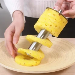 Stainless Steel Pineapple Corer Peeler Cutter Easy Fruit Parer Cutting Tool Home Kitchen Western Restaurant Accessories