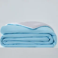 Summer Cooling Blanket, Breathable Comfortable Cooling Blanket, Soft Throw Blanket for Home Office, Comfy Bedding, Bedroom Accessories Gift for Summer, Gifts for Men Women