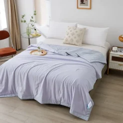Summer Cooling Comforter Quilt Skin-friendly Keep Cool Blanket Cold Tech Fabric Summer Double-sided Comforter