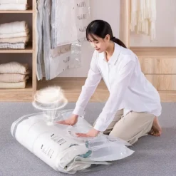 TAILI 1pcs Hanging Vacuum Storage Sealer Bags Space Saver Bag for Clothing, Suits and Jackets, Closet Organizers, Travel